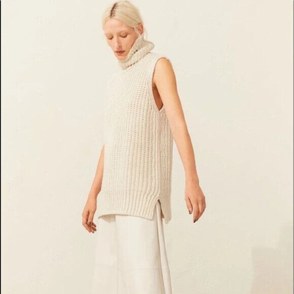H&M Ivory Tunic Knitted Turtleneck‎ Sleeveless Sweater Sz L